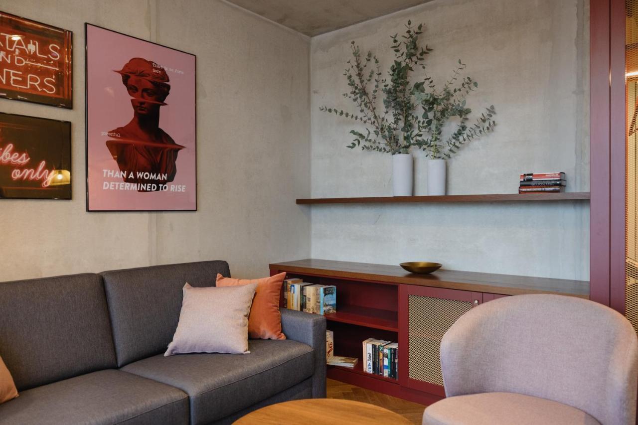 Downtown Mitte-wedding Hotel apartamentowy 4*